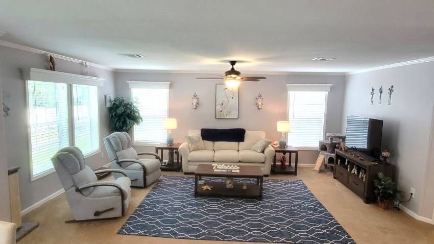312 Siberian Cypress Circle a Winter Haven, FL Mobile or Manufactured Home for Sale
